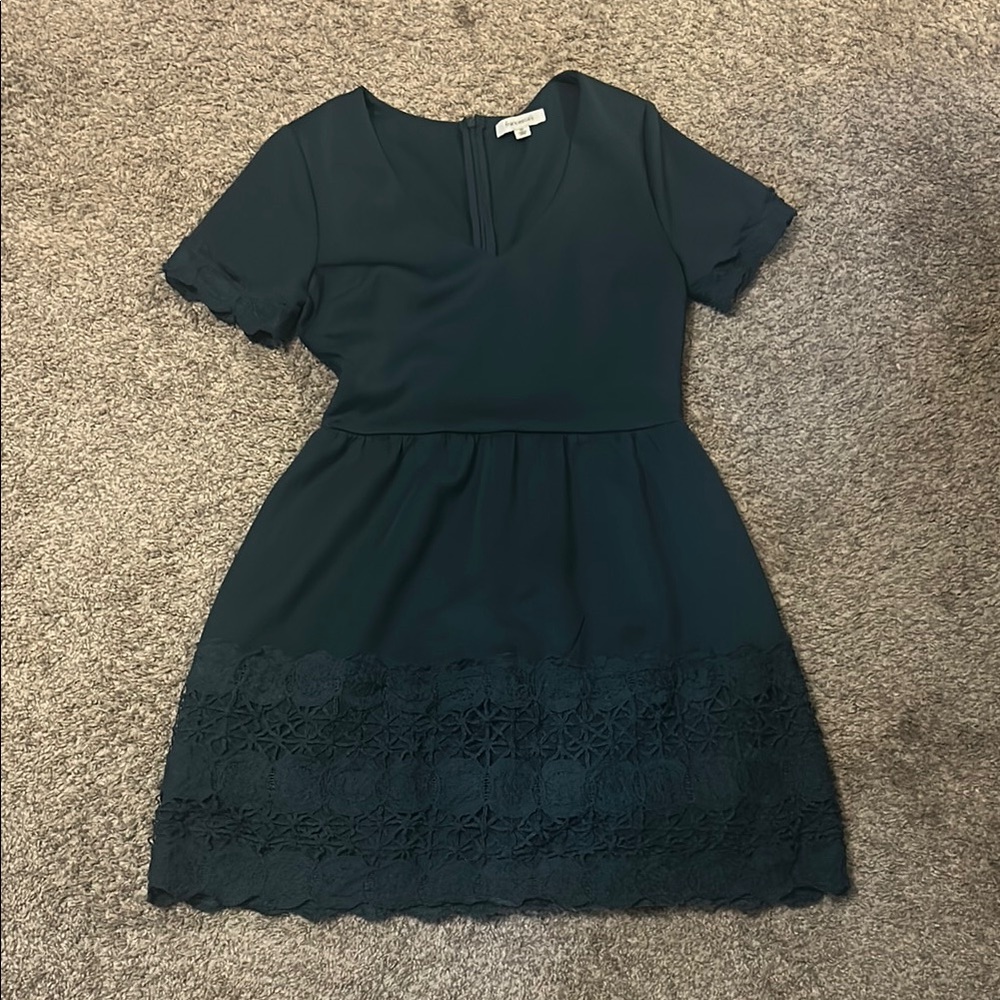 Elegant Dark Green Lace Dress